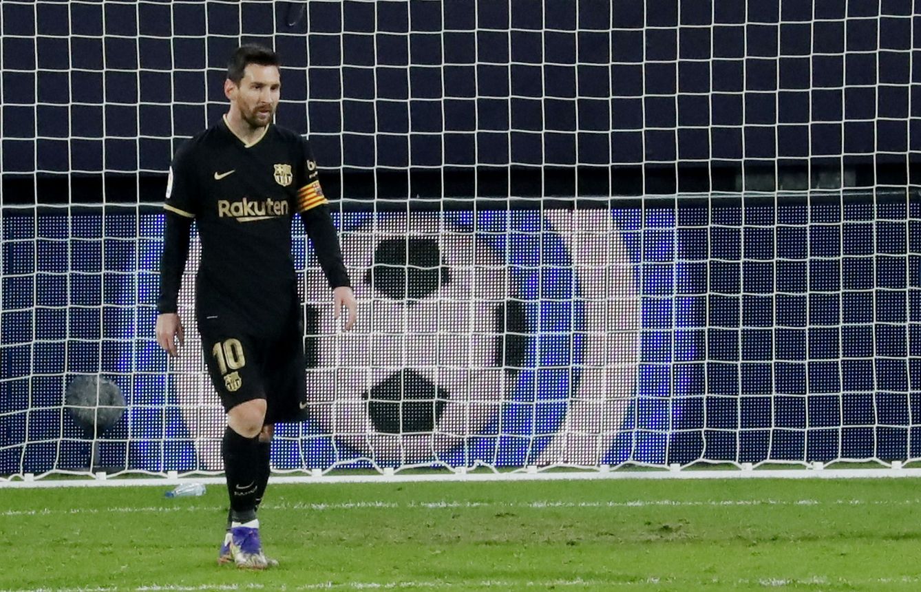 Messi, cabizbajo tras la derrota. (Reuters)
