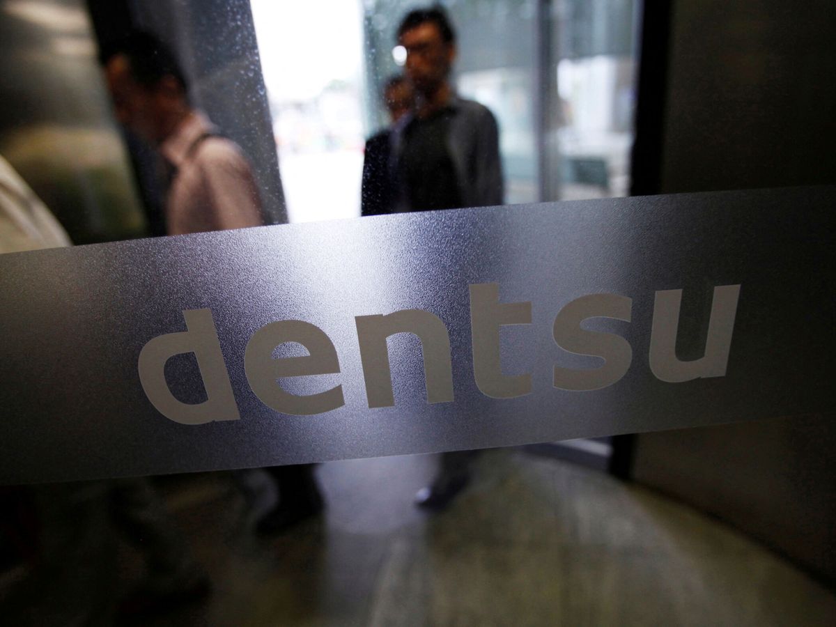 Foto: Logo de Dentsu. (Reuters/Issei Kato)