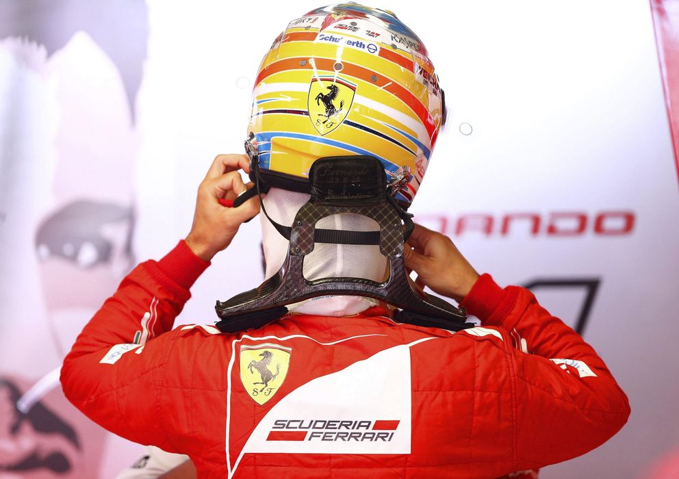 Foto: Fernando Alonso, tras concluir los segundos entrenamientos libres.