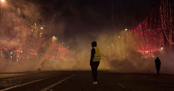 Foto: Protesta en París de los 'chalecos amarillos'. (EFE)