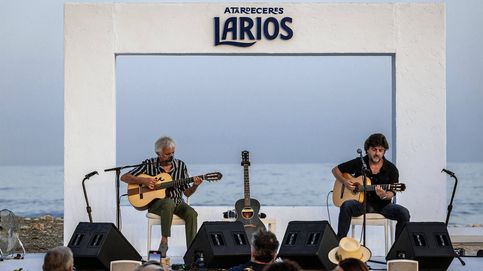 Kiko Veneno inaugura las espectaculares sesiones de los Atardeceres Larios de Málaga