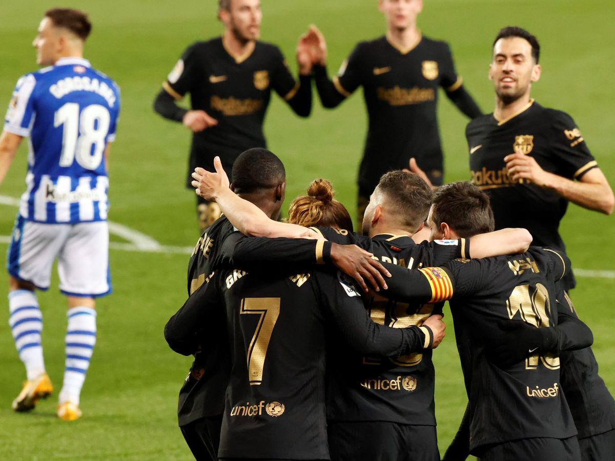 Foto: Los jugadores del Barça celebran uno de los goles de la noche. (Reuters)