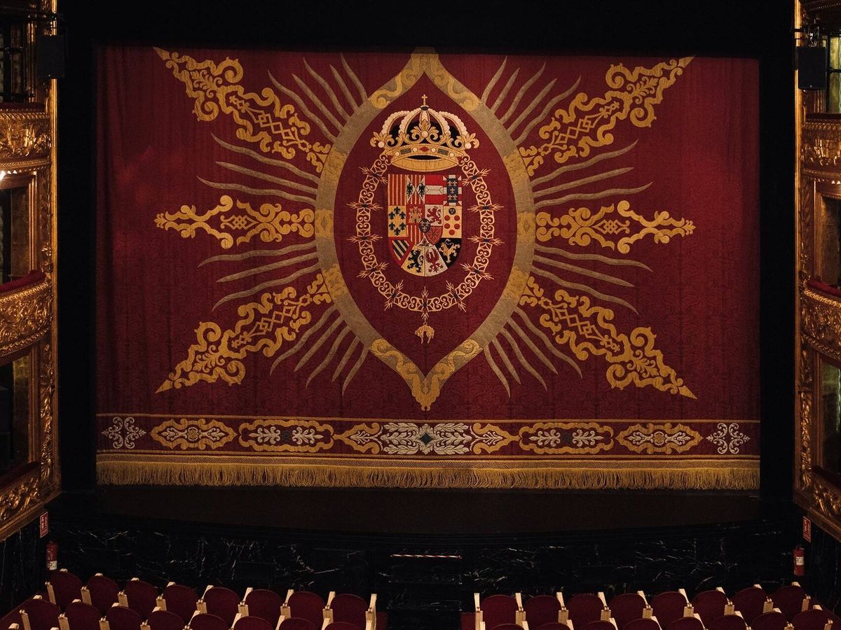 Foto: El telón del teatro español. 1975