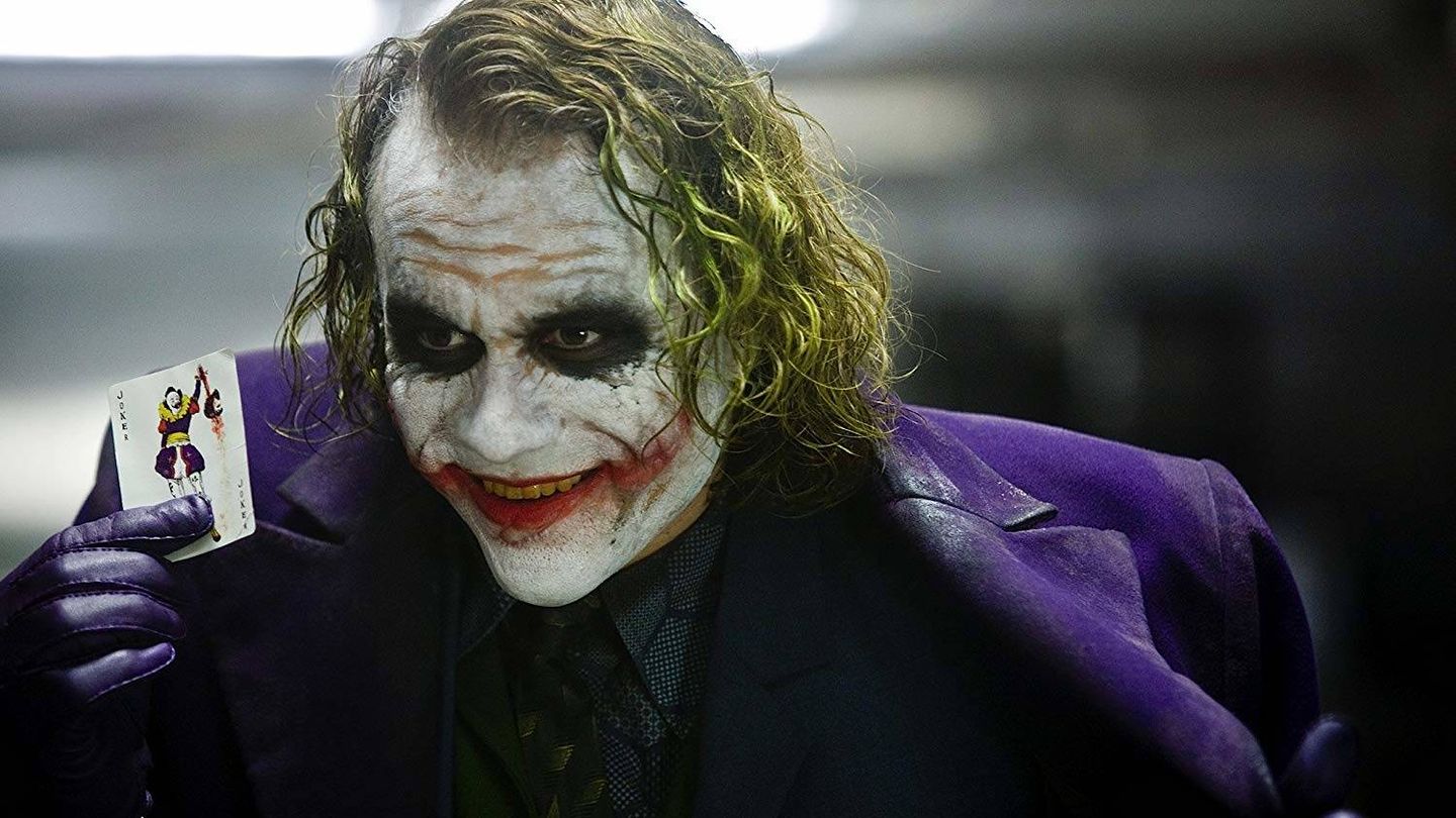 Heath Ledger es el Joker en 'El caballero oscuro' (2008). (Warner)