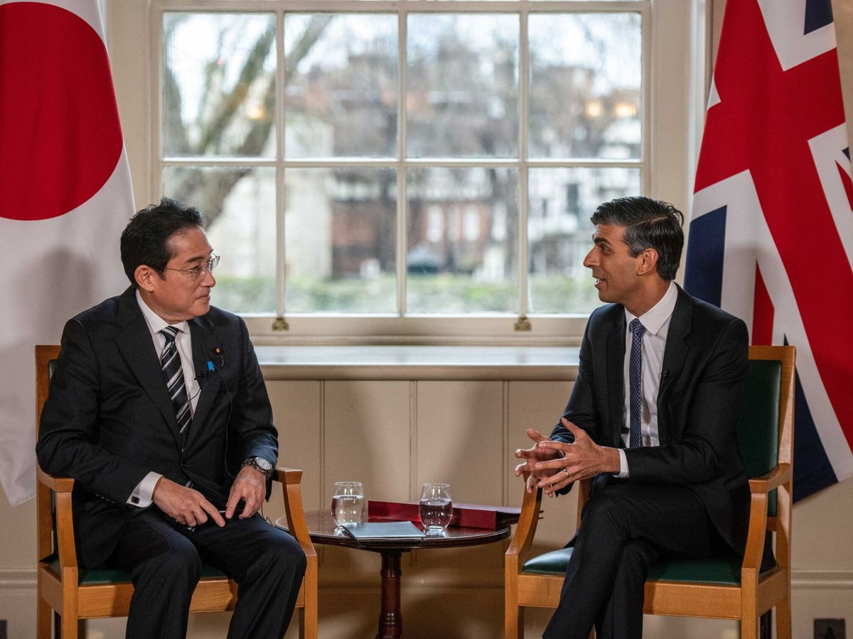 Foto: El primer ministro japonés, Fumio Kishida, y su homólogo británico, Rishi Sunak, en una reunión en Londres el 11 de enero de 2023. Chris J. Ratcliffe / EFE