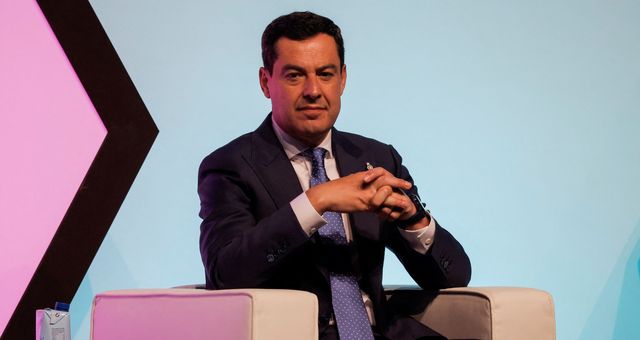 Moreno Bonilla, en la apertura del Digital Enterprise Show (DES 2022) en Málaga. (Reuters/Jon Nazca)