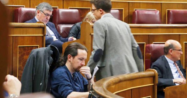 Foto: Pablo Iglesias e Íñigo Errejón en el Congreso. (EFE)