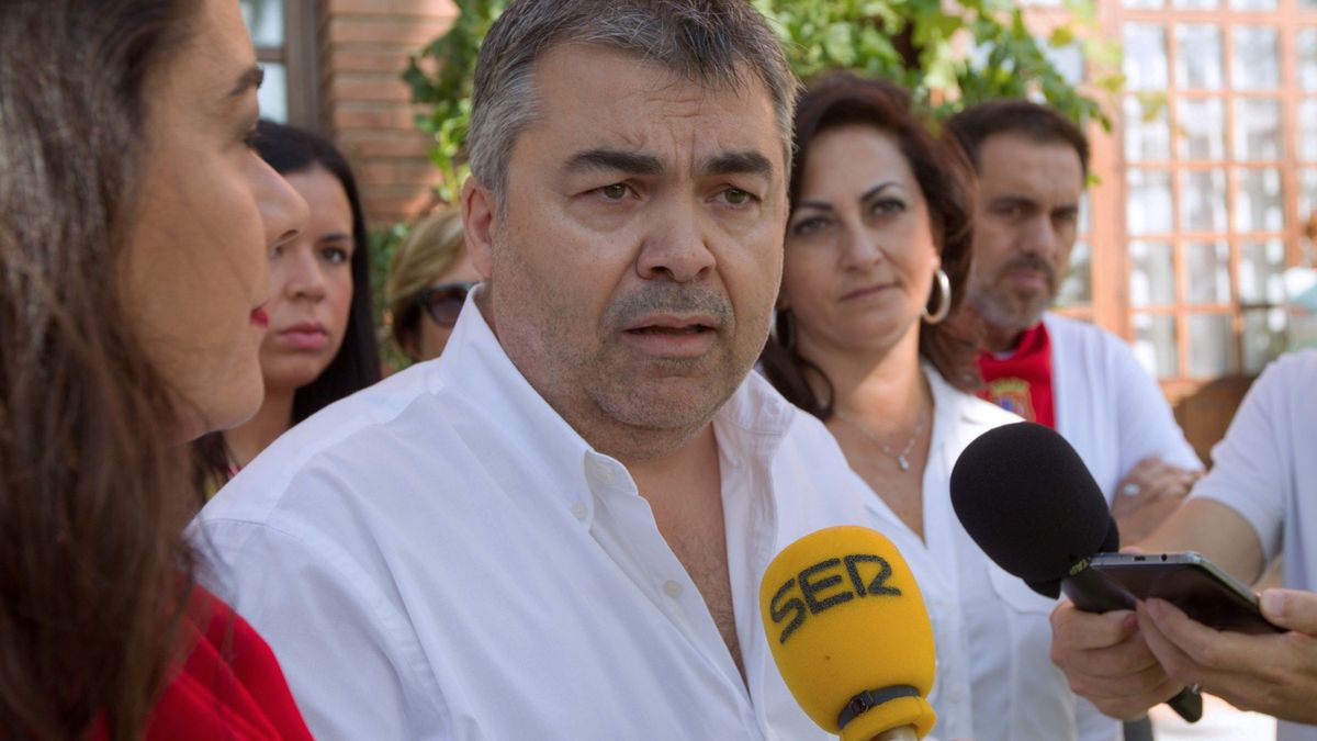 El PSOE acusa a Casado de utilizar la exhumación como "cortina de humo"