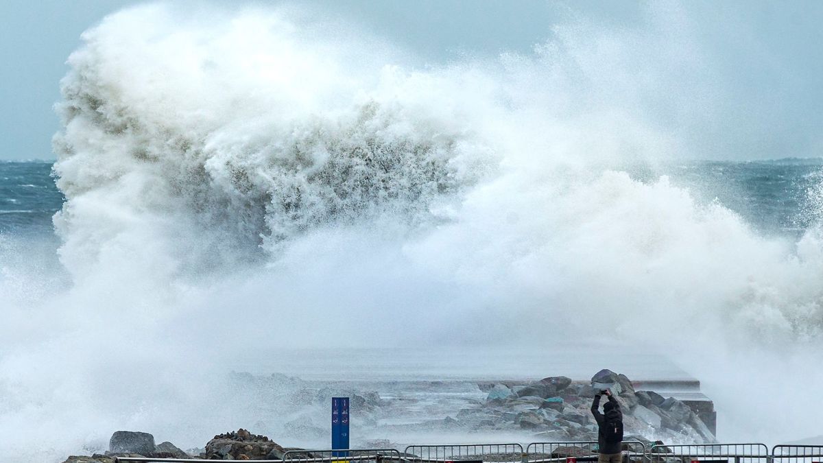 La borrasca Gloria provoca la ola más grande jamás medida en el Mediterráneo