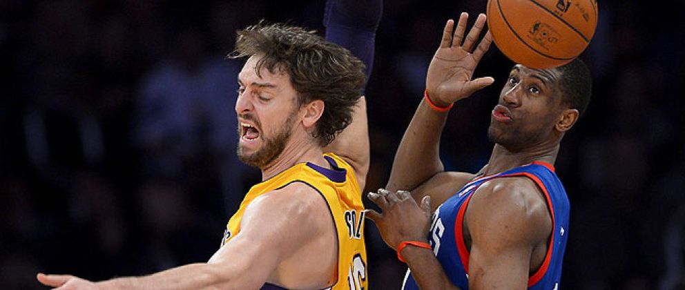 Foto: Los Sixers endosan la primera derrota del año a los Lakers en una mala noche de Pau