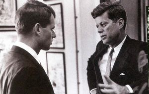 Nuevos documentos sobre JFK: Robert creía en la conspiración