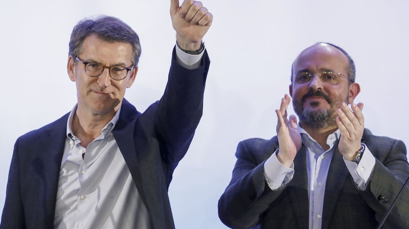 Foto: Feijóo junto al líder del PP catalán, Alejandro Fernández. (EF/Andreu Dalmau)