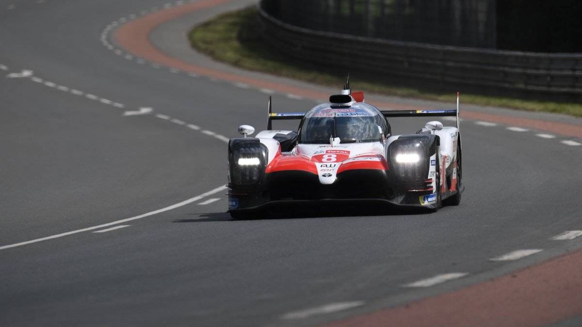 Dominio de Toyota en los entrenamientos libres de Le Mans con Alonso segundo