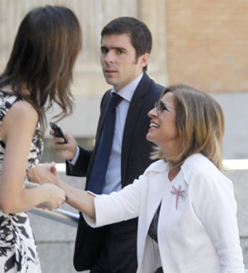 Foto: José María Aznar Junior se gasta 1.000 euros en las alianzas para su boda con Mónica Abascal