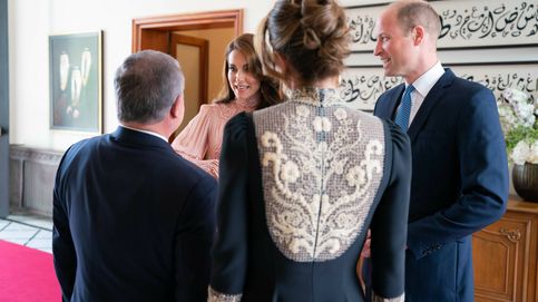 Sabemos qué les dijeron Kate y Guillermo a los reyes de Jordania en la boda de Hussein (y te va a sorprender)