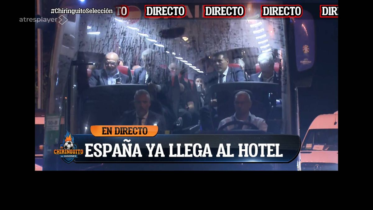 Decepción en 'El Chiringuito' con la calmada llegada de la Roja al hotel: "¿Qué pasa aquí?"