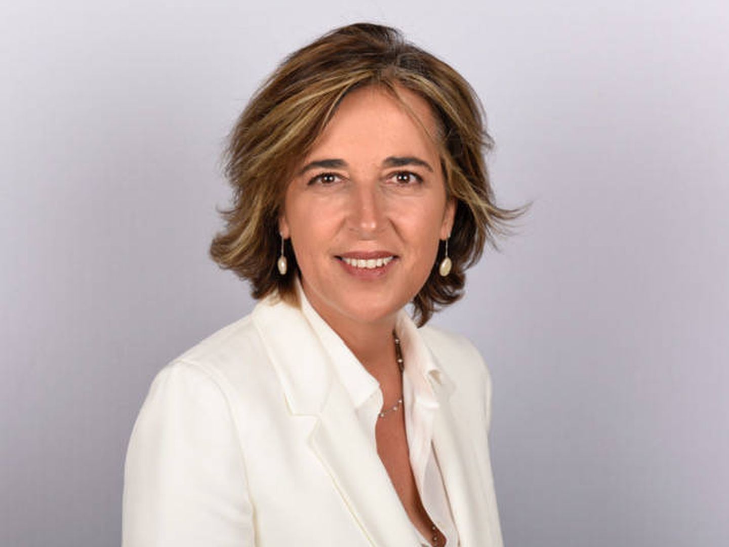 María Cura, socia y directora general de LLYC.