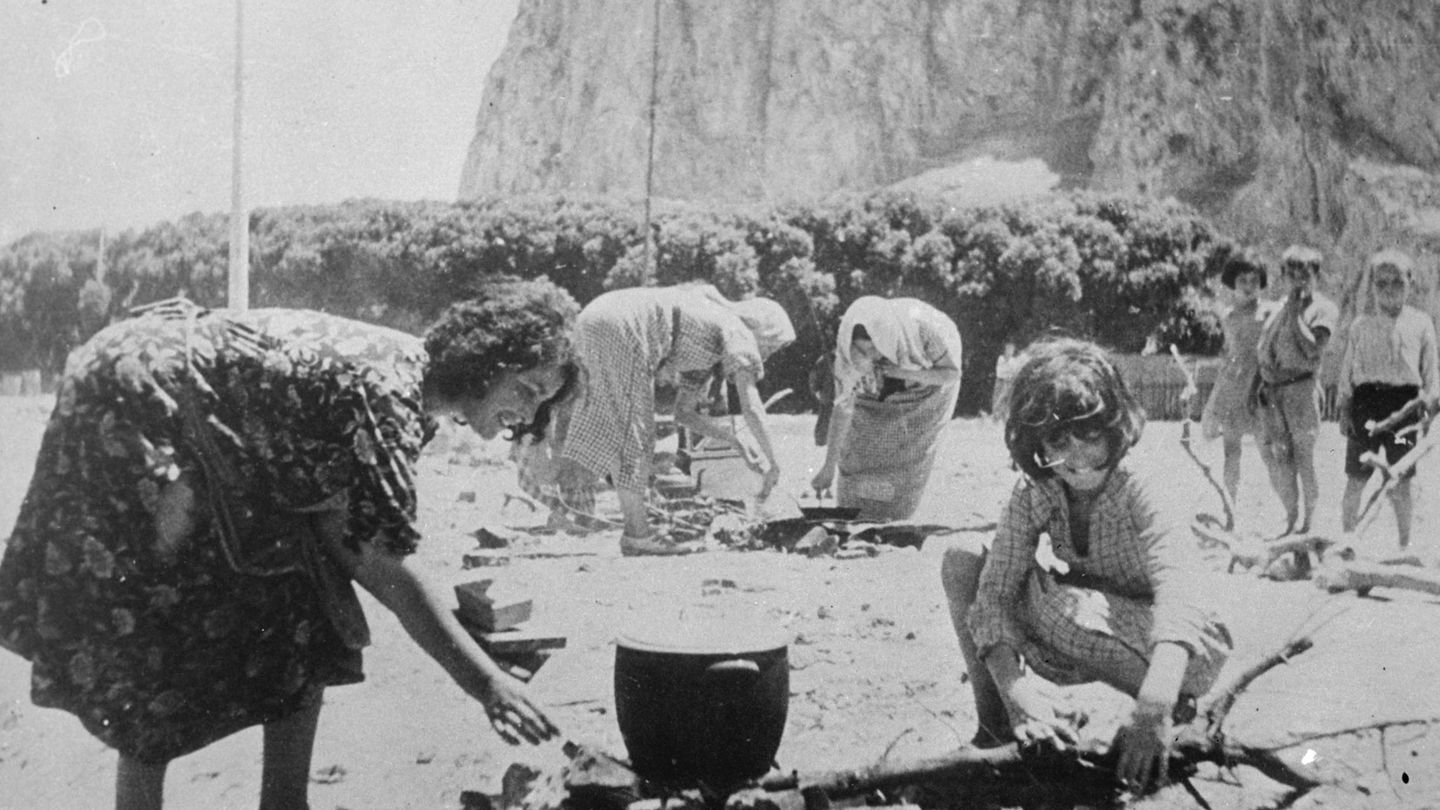 Refugiadas españolas en Gibraltar, 29 de julio de 1936. (Cordon Press)