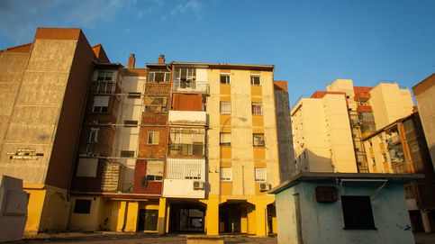 Falta de inversiones, narcopisos y viviendas ocupadas apagan los barrios pobres de Sevilla