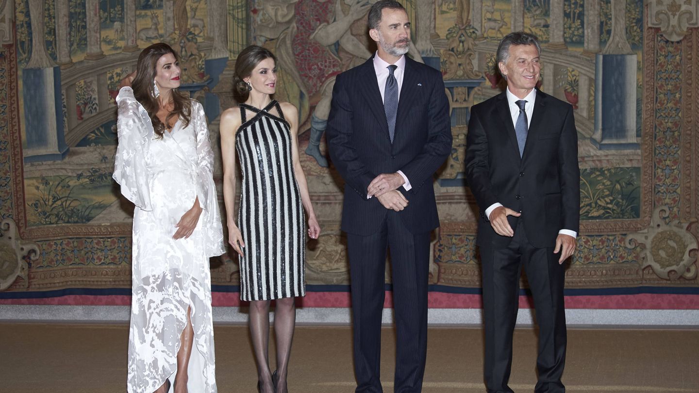 Don Felipe y doña Letizia en la pasada recepción a Mauricio Macri y Juliana Awada en Madrid. (Getty)