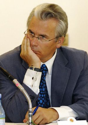 Garzón impide la suspensión de actividades de ANV porque “perturbaría gravemente la investigación”