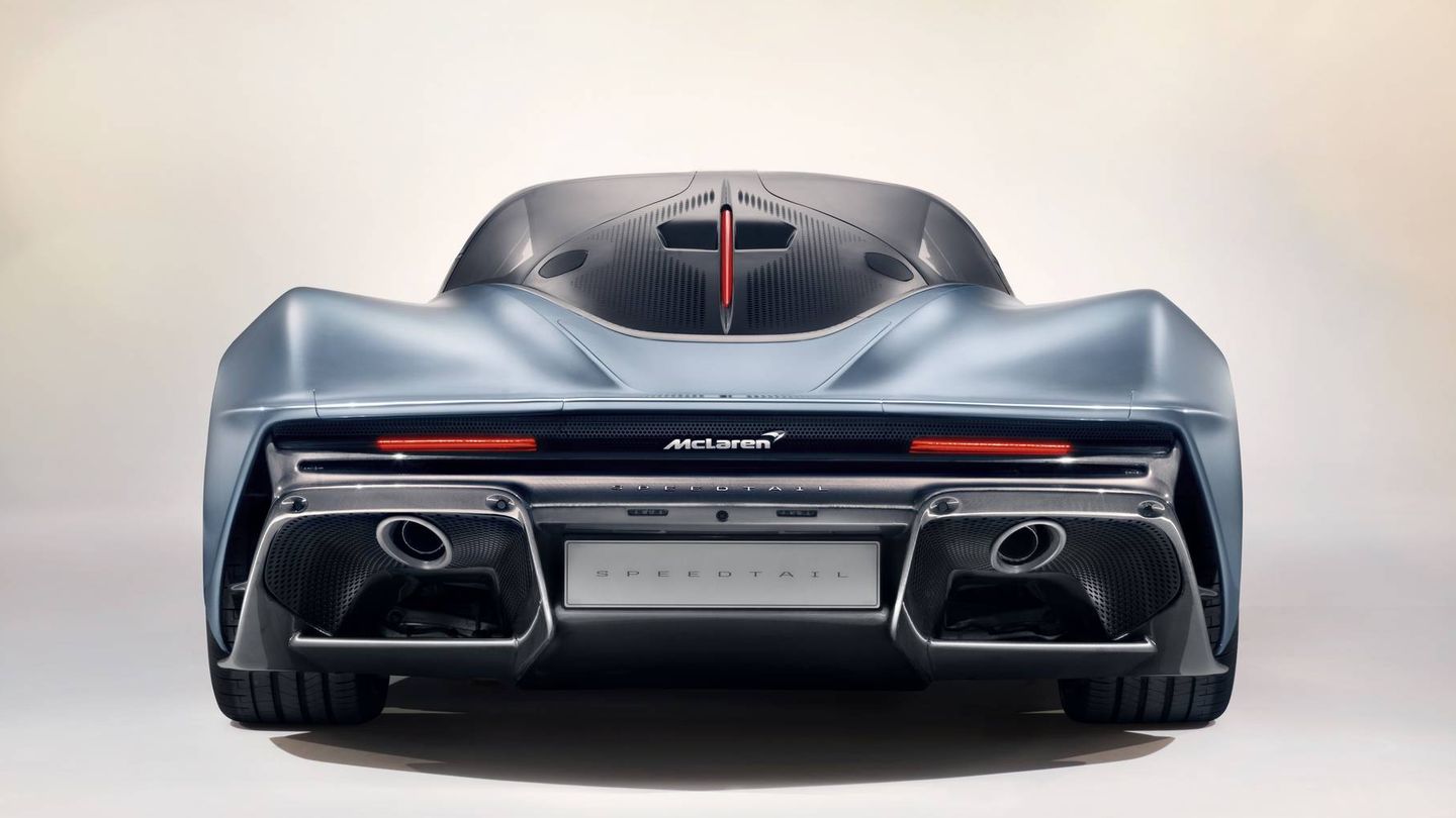 Trasera espectacular del nuevo súper McLaren.