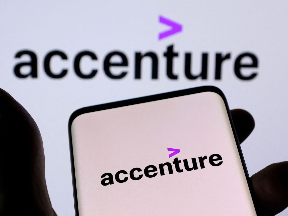 Foto: Logo de Accenture. (Reuters/Dado Ruvic)