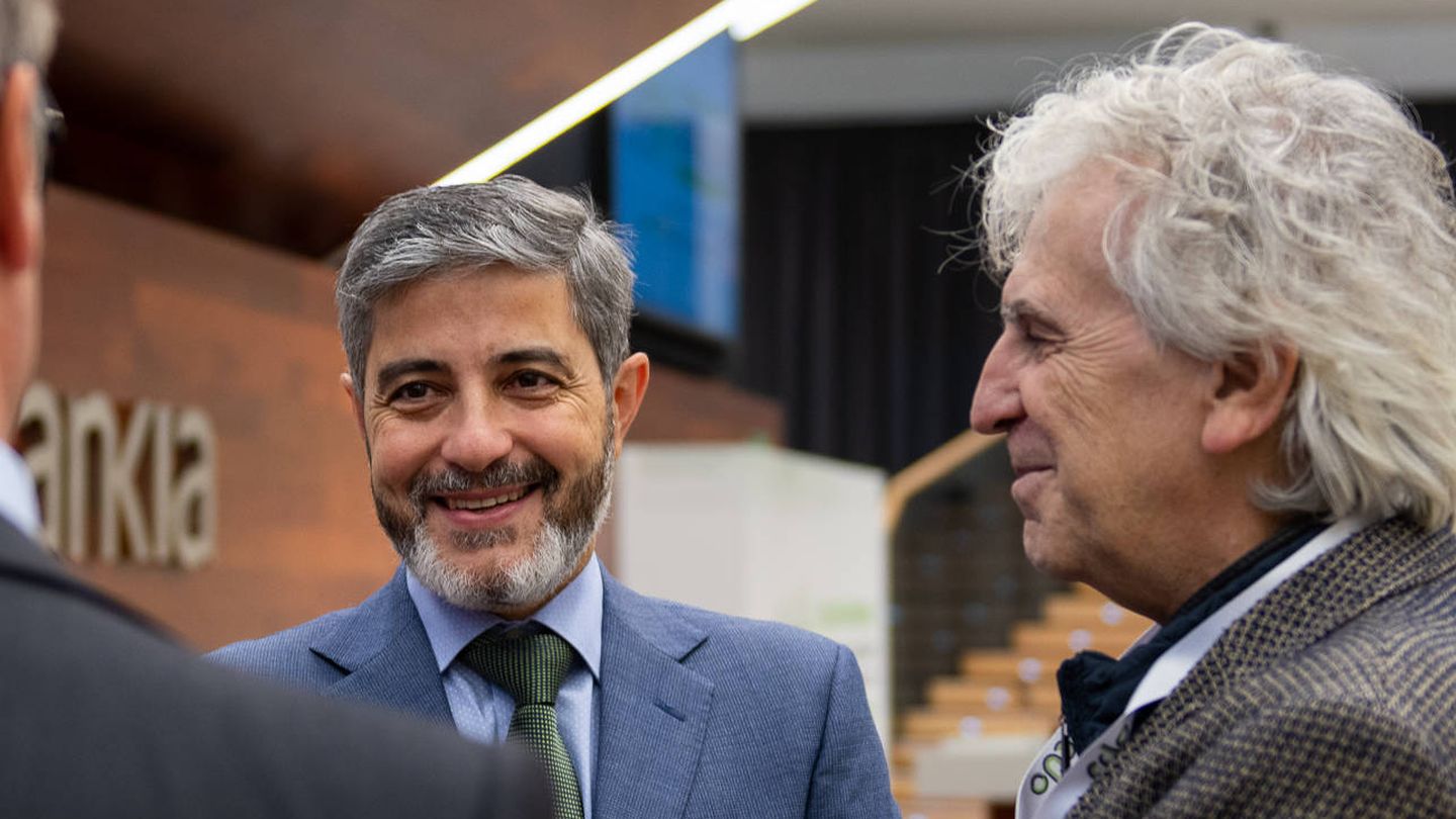 Rafael Fernández, presidente del Club Chief Data Officer Spain & CDO Bankia; y Juan Luis Arsuaga, paleoantropólogo y Premio Príncipe de Asturias.