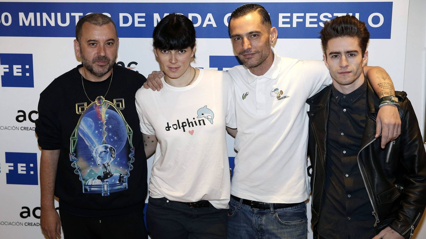 El director de cine Félix Sabroso, David Delfín, Bimba Bosé y Pelayo Díaz. (EFE)