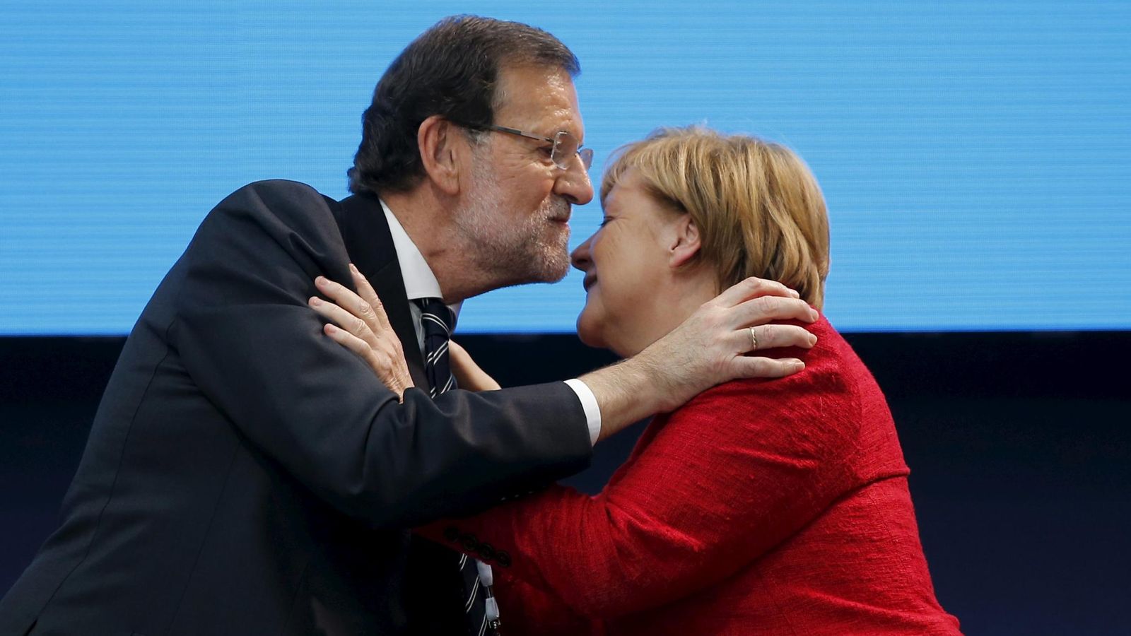 Foto: Fotografía de archivo de la canciller alemana, Angela Merkel (d), y el presidente del Gobierno, Mariano Rajoy. (Reuters)