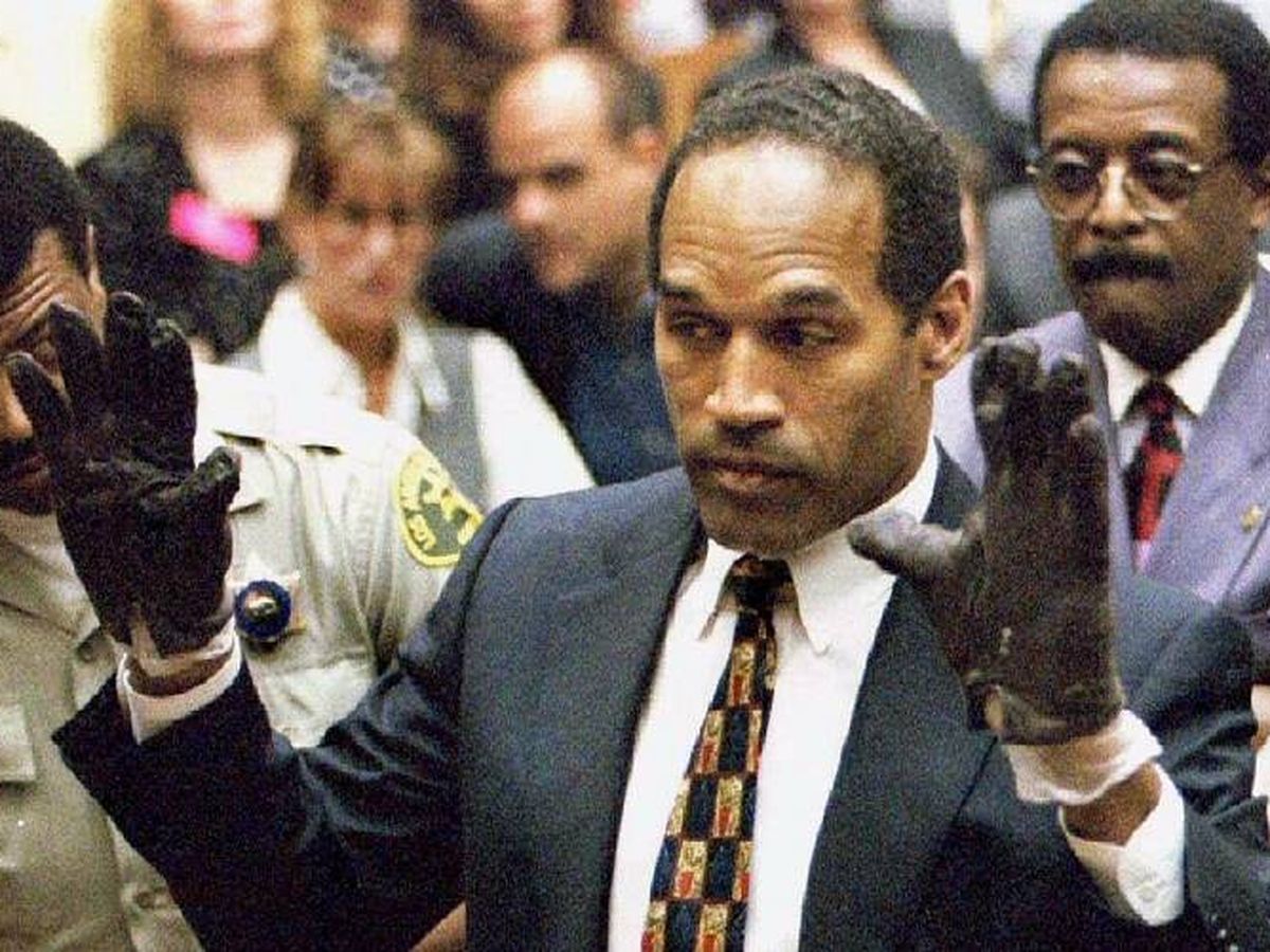 Foto: Imagen de O.J. Simpson durante su juicio por un doble asesinato, el de su exmujer y su amigo Ronald Goldman (Disney )