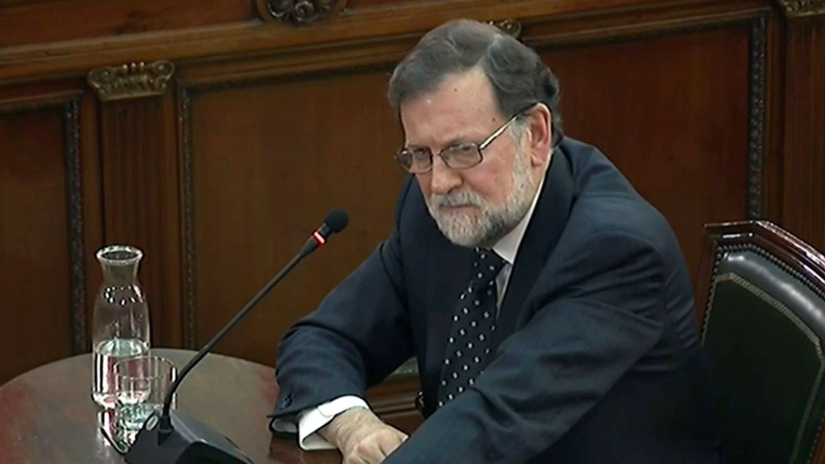 Rajoy y Santamaría sortean el intento de las defensas de desmontar la violencia