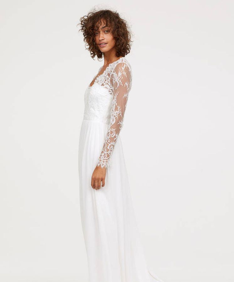 Foto: De estilo romántico, así es uno de los tres vestidos de novia que ha lanzado H&M.