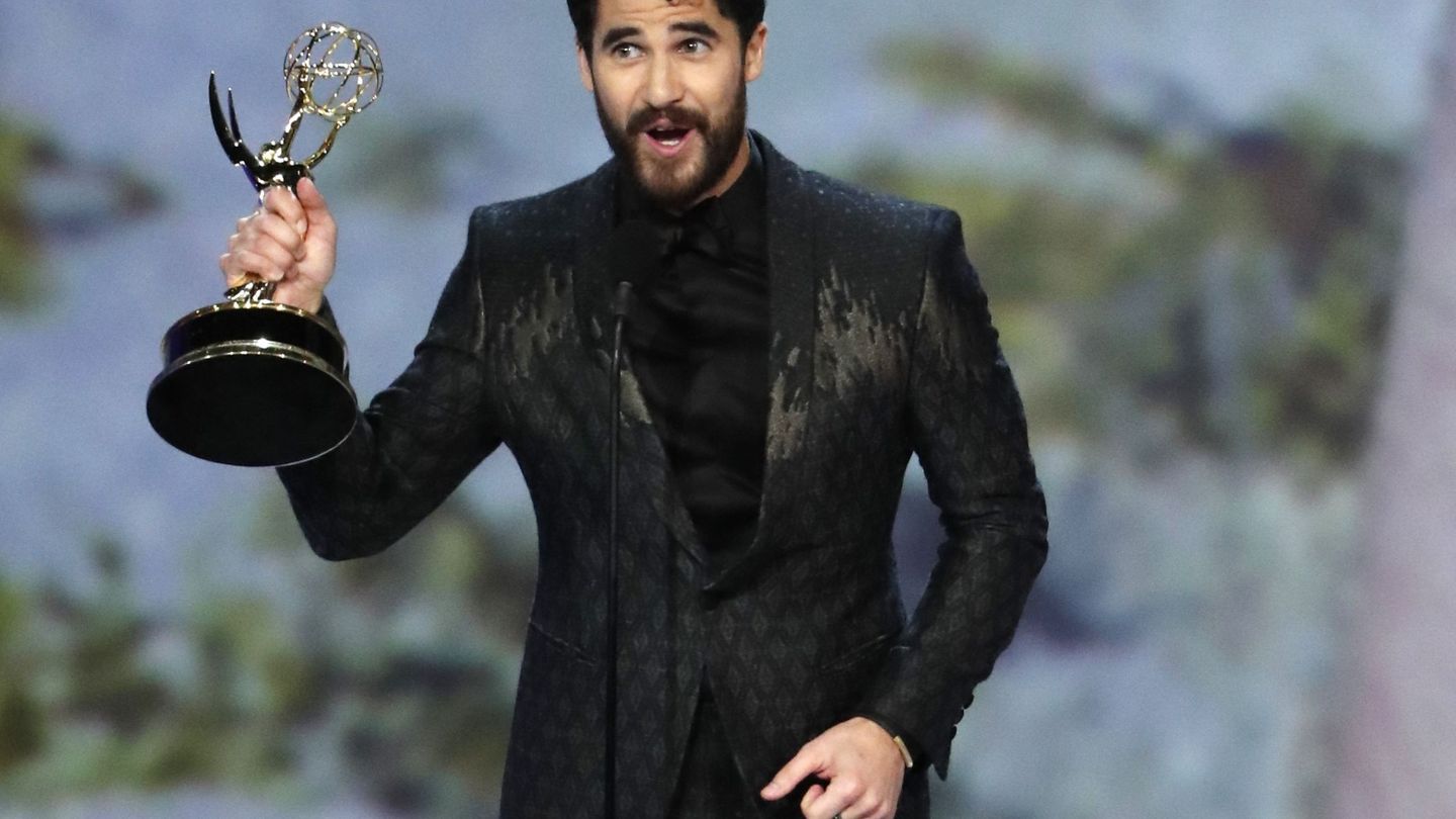 Darren Criss agradeciendo el premio. (Reuters)