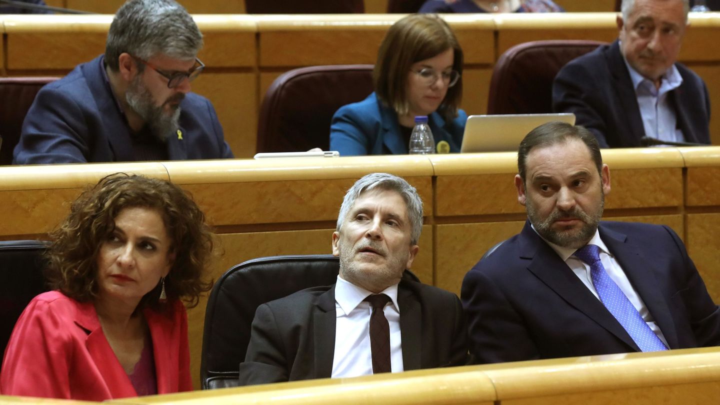 Los ministros María Jesús Montero, Fernando Grande-Marlaska y José Luis Ábalos, el pasado 11 de febrero en la sesión de control al Gobierno en el Senado. (EFE)