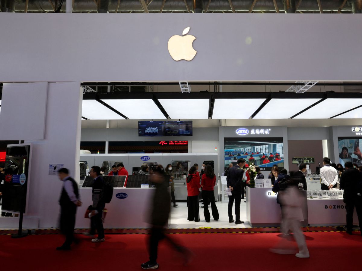 Foto: Estos productos dicen adiós para siempre a la Apple Store (Reuters/Florence Lo)