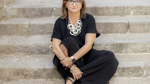 La vuelta a la escritura de Carmen Amoraga: la ganadora del Premio Nadal que pasó por el Gobierno valenciano