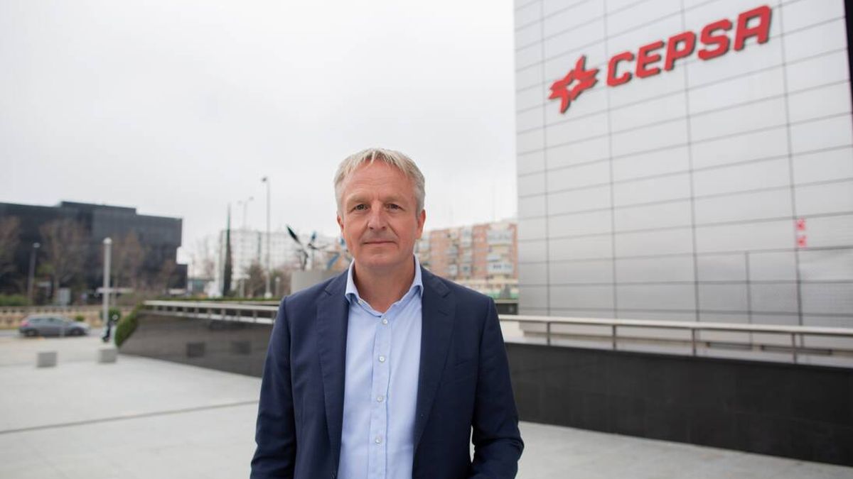 Wetselaar rediseña la organización de Cepsa para acelerar hacia la transición energética
