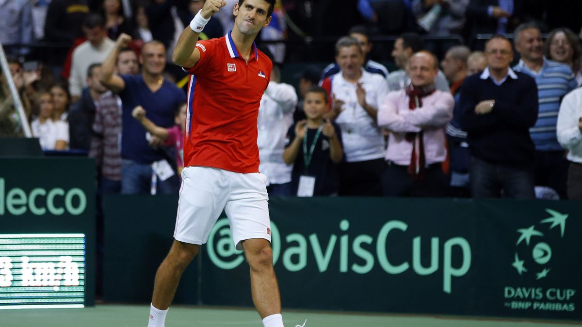 El 'maestro' Djokovic se muestra insaciable, pero tendrá que sudar para ganar la Davis