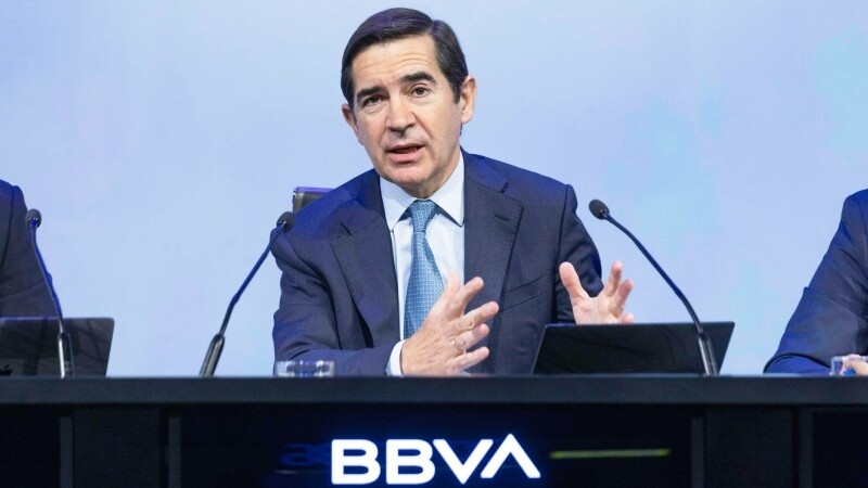 Foto de México estudia una tasa a la banca y limita a Torres una mejora de la oferta