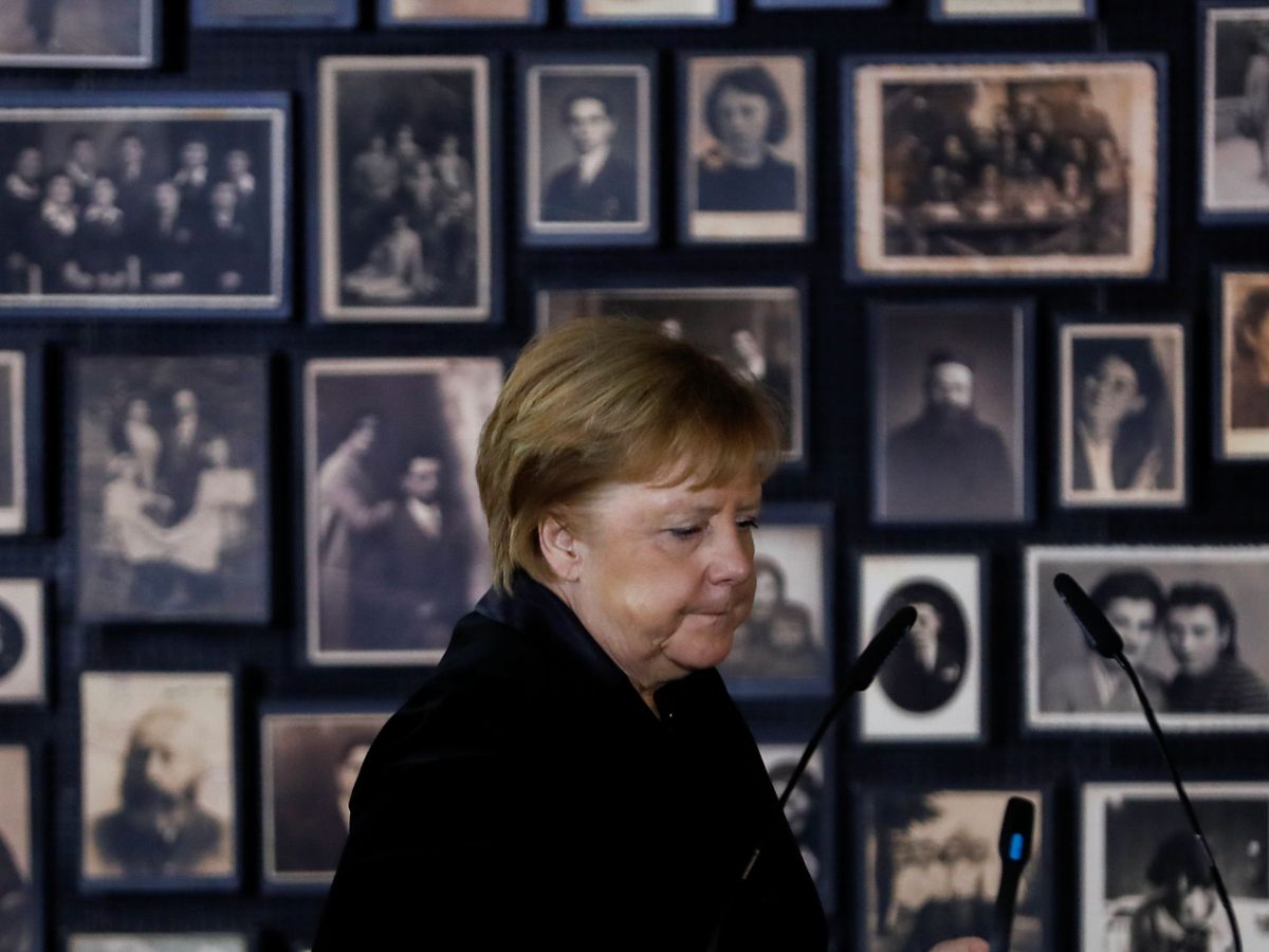 Foto: Angela Merkel en Auschwitz. (Reuters)