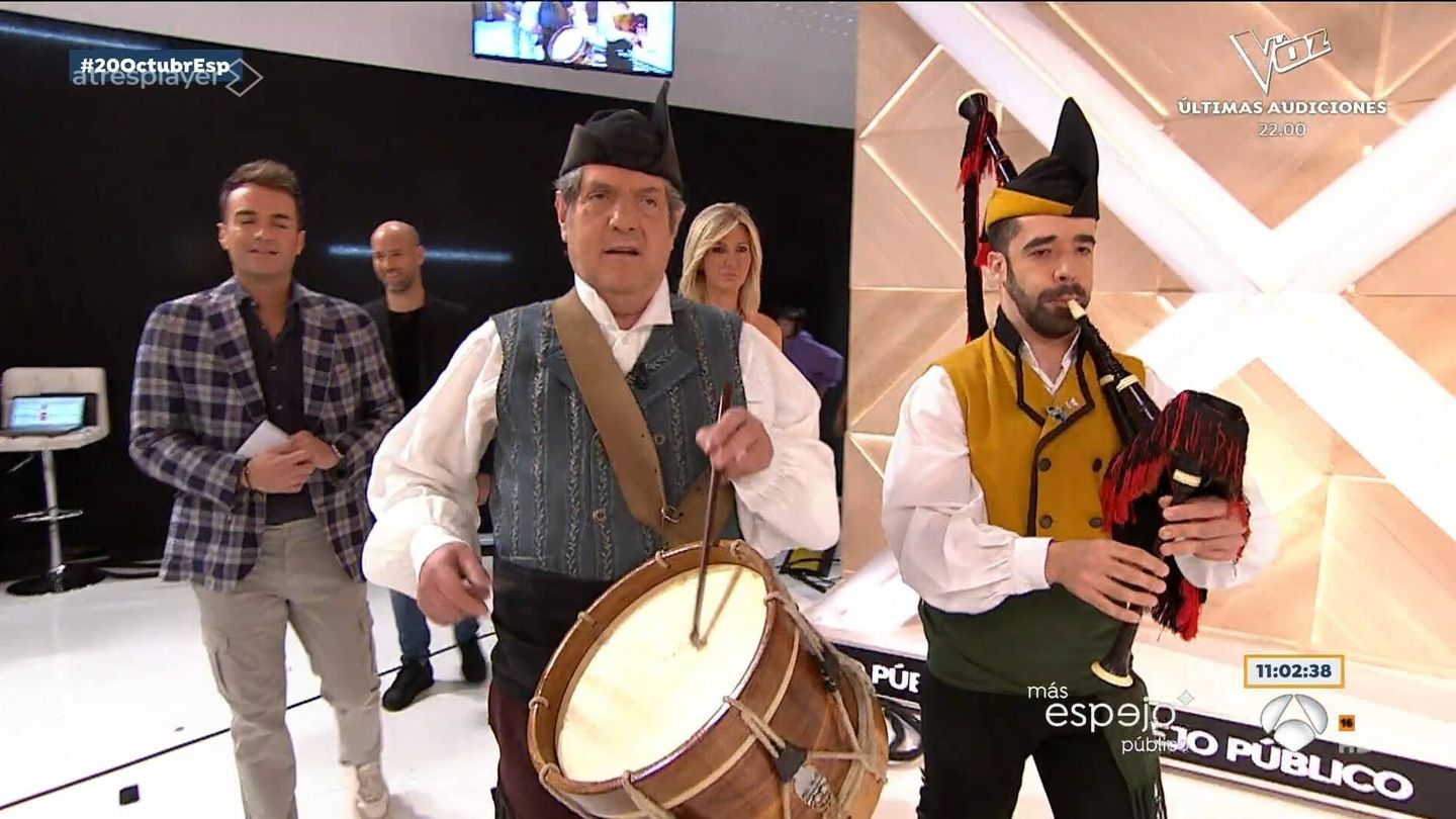 Imagen del paseíllo del viernes en 'Espejo público'. (Antena 3)