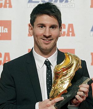 Leo Messi recibe la Bota de Oro con su hijo como protagonista: "¡Menudo quilombo!"