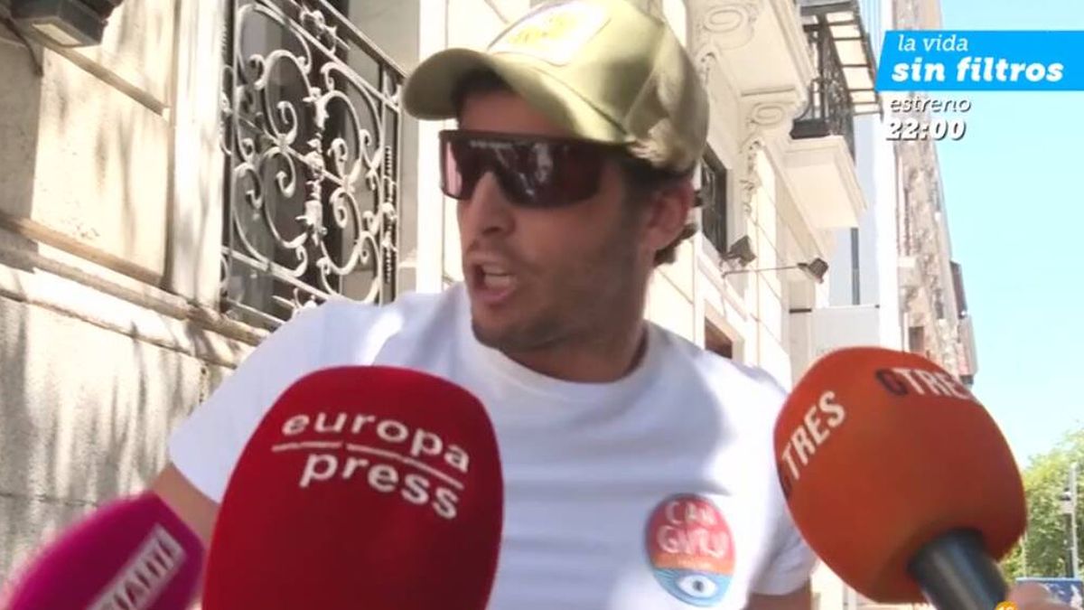 "Psicópatas": Íñigo Onieva, enfurecido, brota como nunca contra un reportero de 'Socialité'
