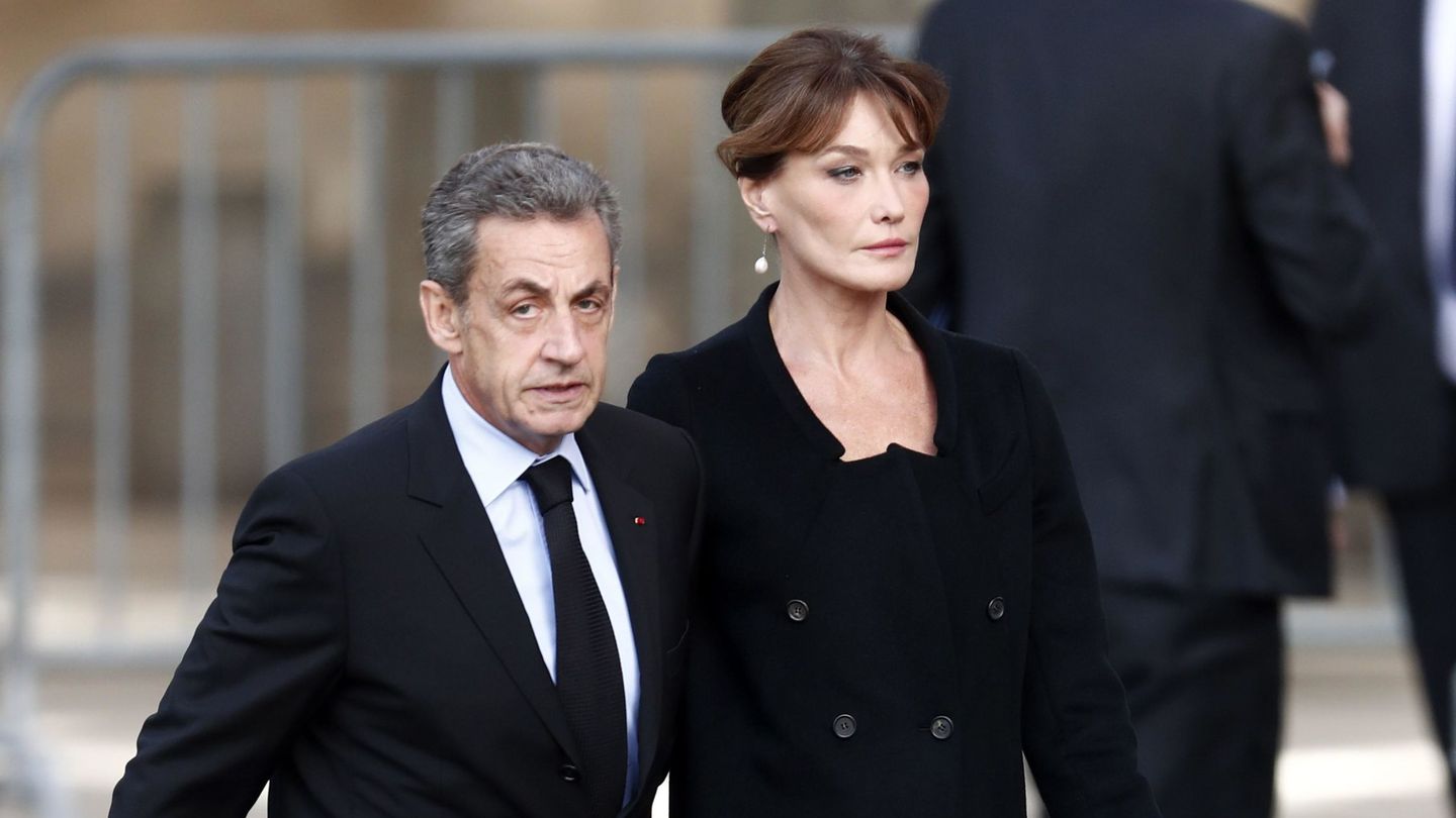 Nicolas Sarkozy y Carla Bruni, en una imagen de archivo. (EFE/Ian Langsdon)