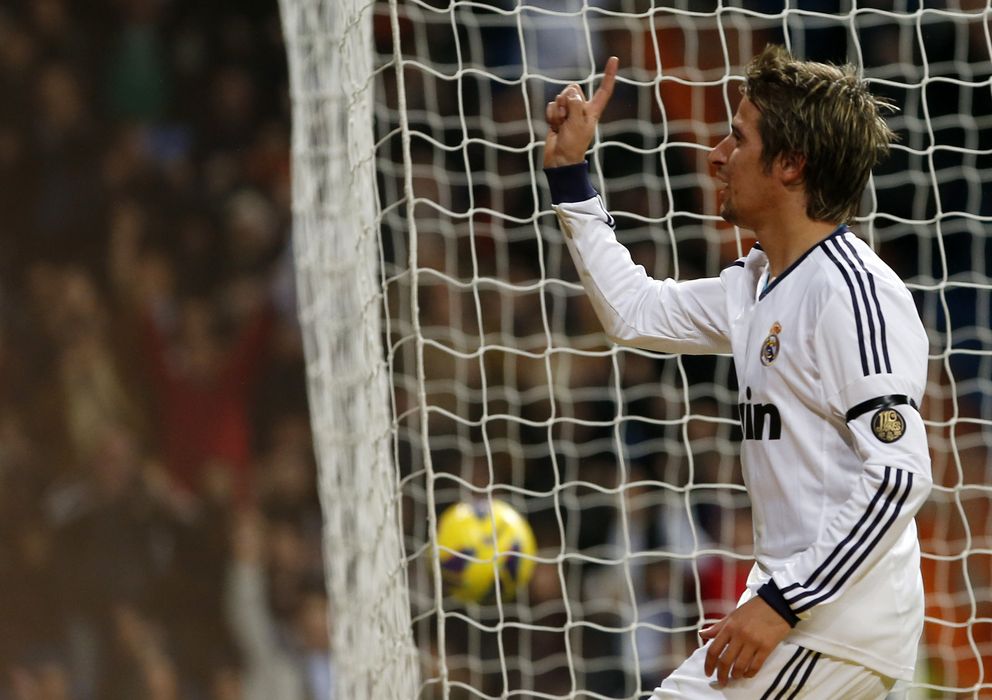 Foto: Fabio Coentrao celebra un tanto en el Santiago Bernabéu (Reuters).