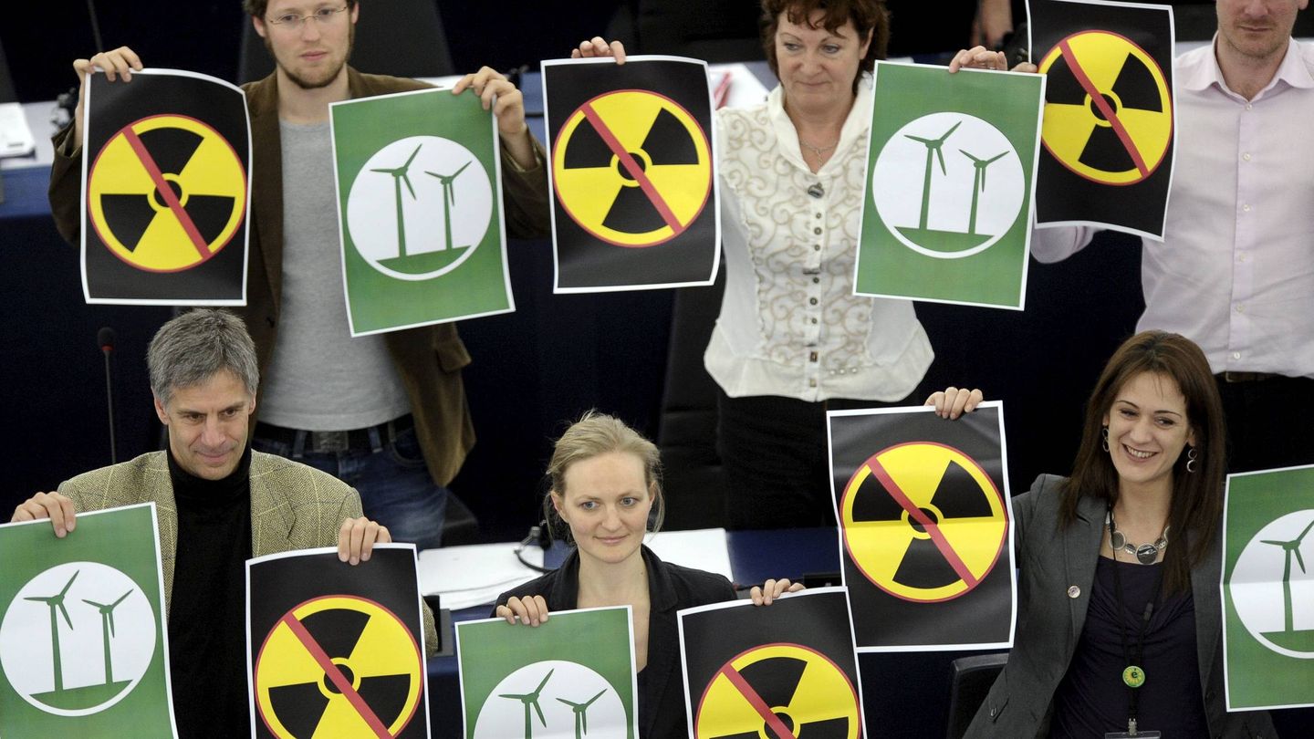 Pese a las protestas, la eurocámara ha equiparado la nuclear a las renovables (EFE)