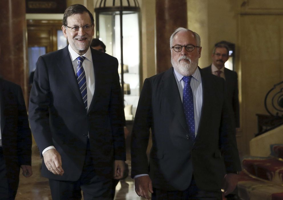 Foto: Miguel Arias Cañete junto al presidente del Gobierno, Mariano Rajoy (EFE)