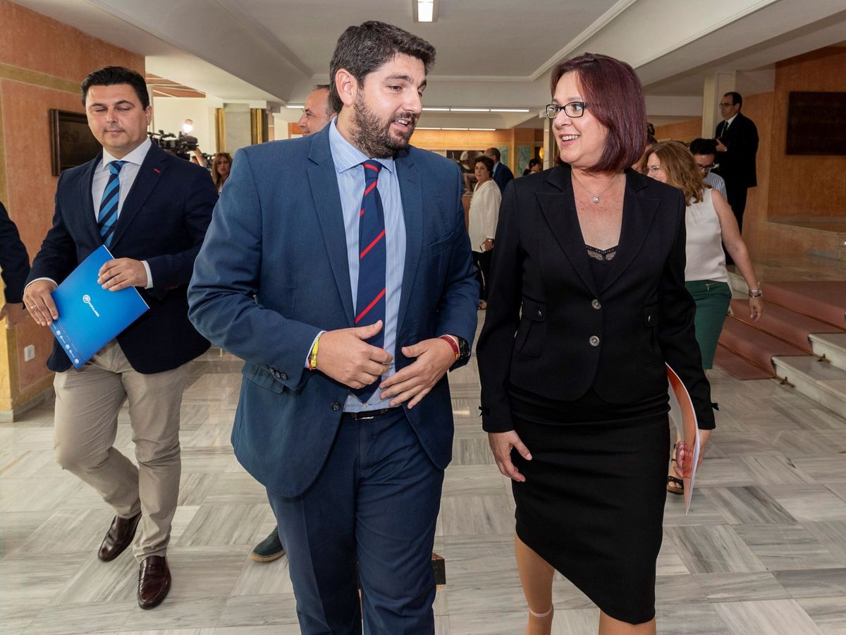 Foto: El presidente de la Región de Murcia, Fernando López Miras (PP), e Isabel Franco (Cs). (EFE)