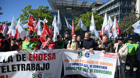Los sindicatos fuerzan a Endesa a reponer la luz 'gratis' a 1.000 empleados top (700 deben devolver dinero)